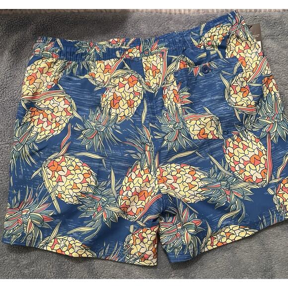 Original Use 5.5" Inseam Pineapple Print Swim Trunks Large New Cruise, Pool, M1 - Picture 2 of 6